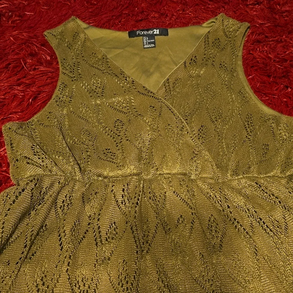 Dress - Picture 3 of 9